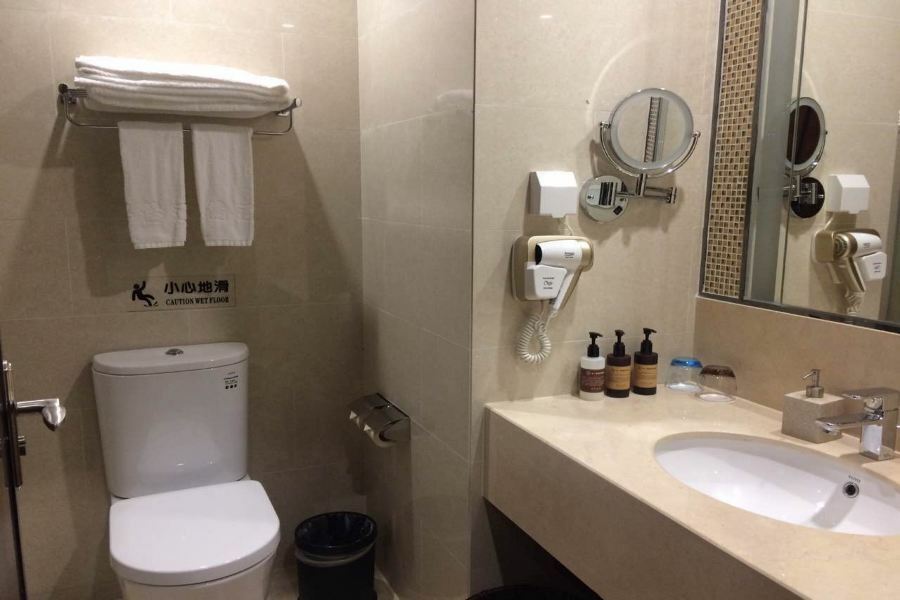 广州粤侨亚朵酒店 外观 照片