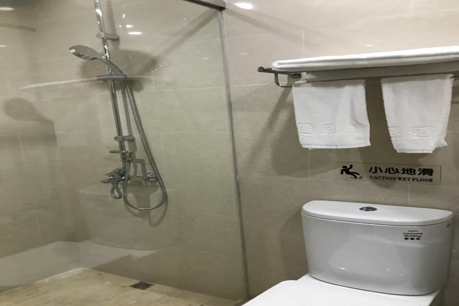 广州粤侨亚朵酒店 外观 照片